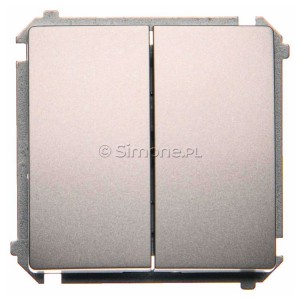 BMW6/2.01/43 Łącznik schodowy podwójny Srebrny Mat. Simon Basic - Widok z przodu