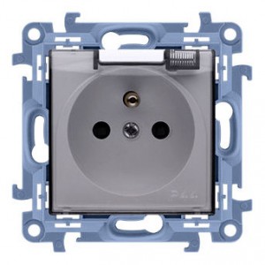 CGZ1B.01/11A Gniazdo hermetyczne z bolcem uziemiającym, uszczelką ramki i klapką transparentną Biały Simon 10 - Widok z przodu