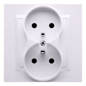 CGZ2/11 Gniazdo wtyczkowe podwójne z uziemieniem 16A, Kompletne, Nie pasuje do ramek Biały Simon 10 - Widok z przodu