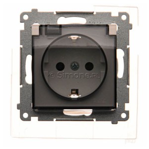 DGSZ1BZ.01/11A Gniazdo hermetyczne Schuko z przesłoną torów prądowych, uszczelką ramki i klapką transparentną Biały Simon 54 - Widok z przodu