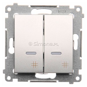 DW7/2L.01/43 Łącznik krzyżowy podwójny z podświetleniem typu LED w kolorze niebieskim 10A Srebrny Mat Simon 54 - Widok z przodu