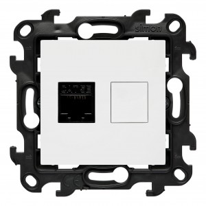 N51.01/11 Gniazdo komputerowe pojedyncze RJ45 kat. 5 Biały Simon 24 - Widok z przodu