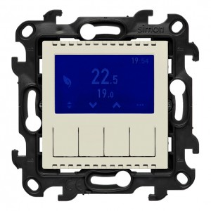 NETD1A.01/42 Regulator temperatury z programatorem tygodniowym, wyświetlaczem LCD oraz czujnikiem wewnętrznym Kaszmirowy Simon 24 - Widok z przodu