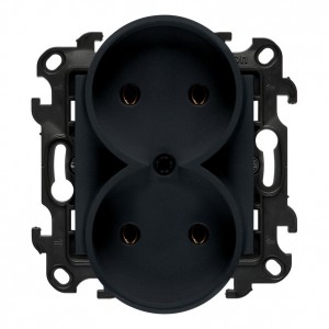 NG2MC.01/38 Gniazdo wtyczkowe podwójne bez uziemienia 16A Grafitowy Mat Simon 24 - Widok z przodu