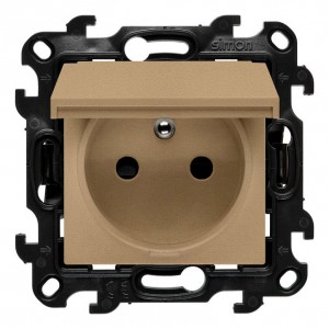 NGZ1BCUZ.01/34 Gniazdo hermetyczne z bolcem uziemiającym, przesłoną torów prądowych i klapką w kolorze wyrobu Szampański Mat Simon 24 - Widok z przodu