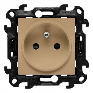 NGZ1CZ.01/34 Gniazdo wtyczkowe pojedyncze z uziemieniem i przesłonami torów prądowych 16A Szampański Mat Simon 24 - Widok z przodu