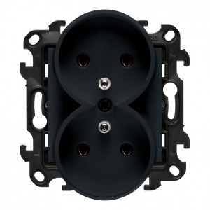 NGZ2MC.01/38 Gniazdo wtyczkowe podwójne z uziemieniem 16A Grafitowy Mat Simon 24 - Widok z przodu