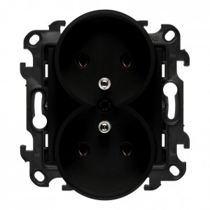 NGZ2MC.01/49 Gniazdo wtyczkowe podwójne z uziemieniem 16A Czarny Mat Simon 24 - Widok z przodu