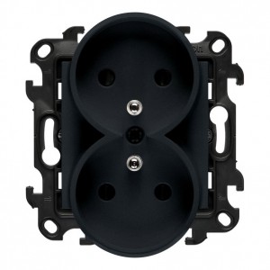 NGZ2MCZ.01/38 Gniazdo wtyczkowe podwójne z uziemieniem i przesłonami torów prądowych 16A Grafitowy Mat Simon 24 - Widok z przodu