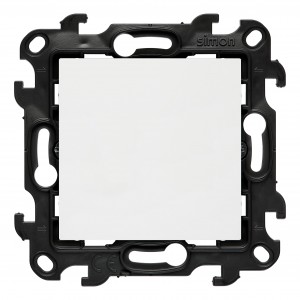 NPS.01/11 Zaślepka ramki z mostkiem Biały Simon 24 - Widok z przodu