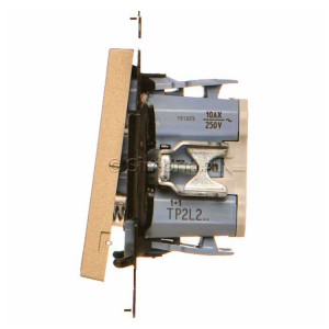 TP2L2.01/144 - Widok z boku)