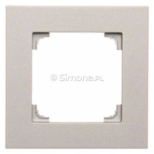 TR1/143 - Widok z przodu